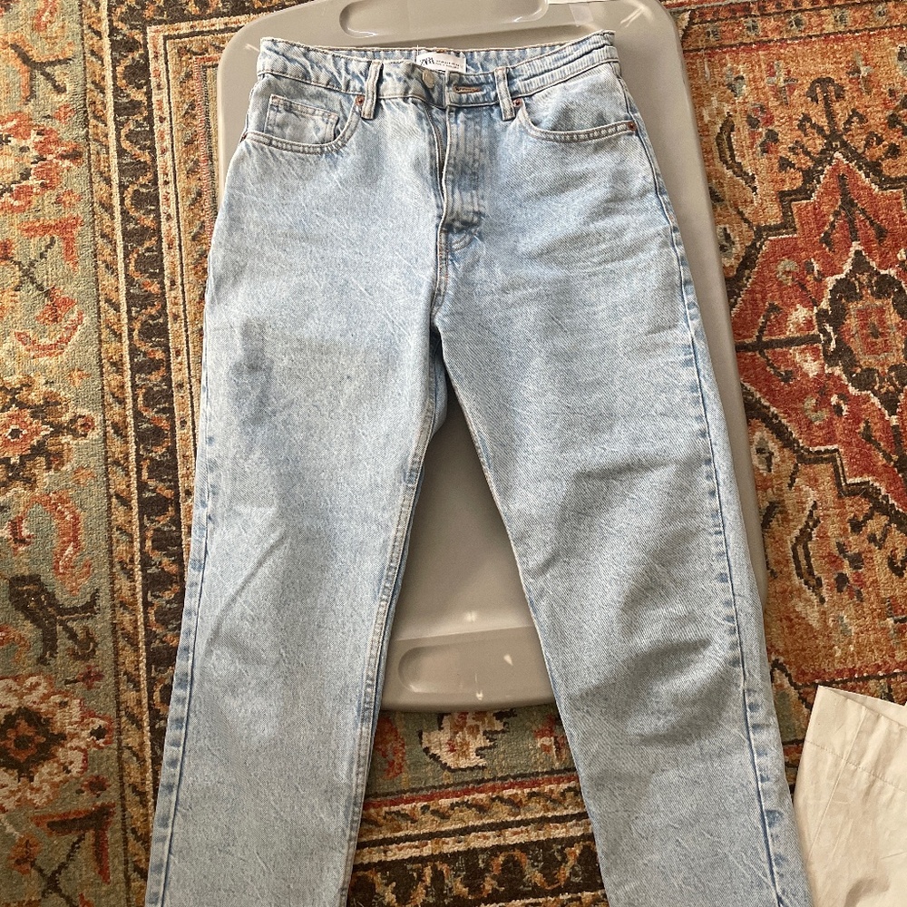 Zara jeans